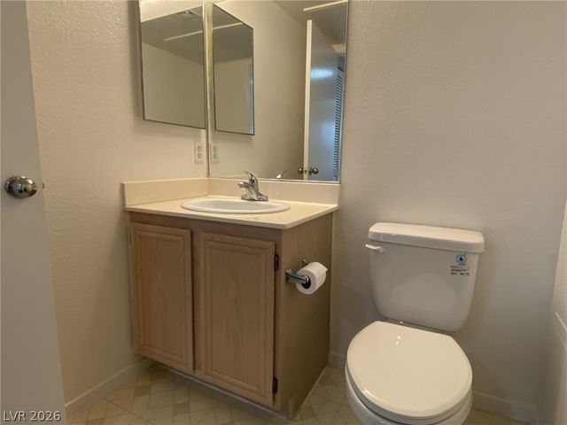 8070 West RUSSELL Road 2105, Las Vegas, NV 89113