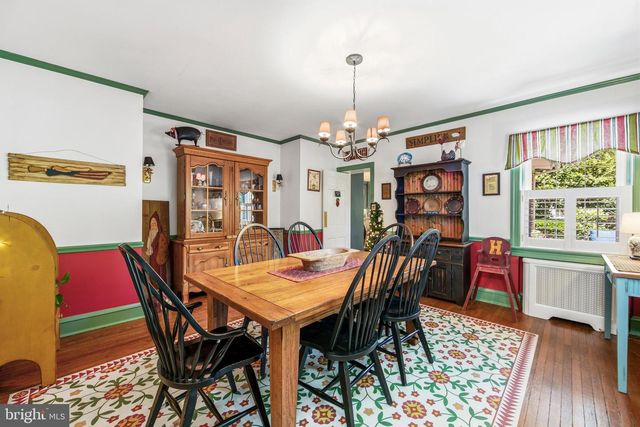 15 CREST LN, Swarthmore, PA 19081
