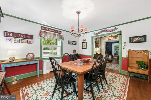 15 CREST LN, Swarthmore, PA 19081