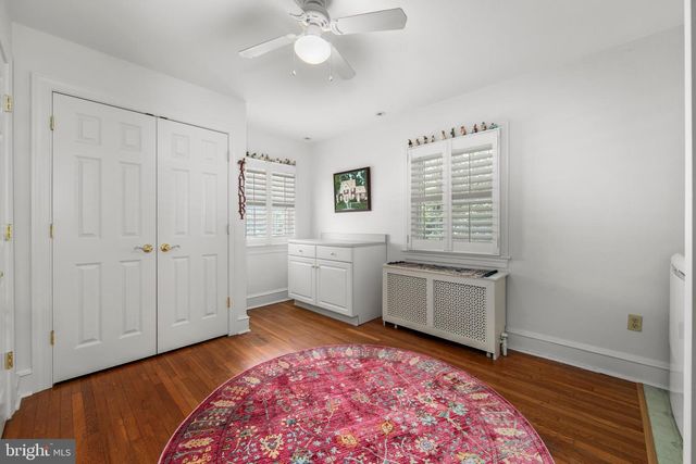 15 CREST LN, Swarthmore, PA 19081