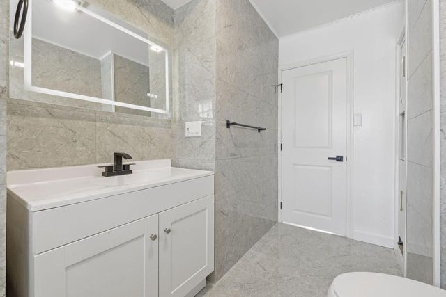 1726 85th STREET, Kenosha, WI 53143