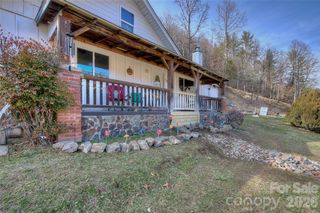 1029 Jacks Creek Road, Burnsville, NC 28714
