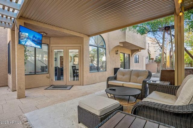 40 W SARAH Lane, Tempe, AZ 85284