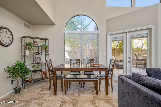 40 W SARAH Lane, Tempe, AZ 85284