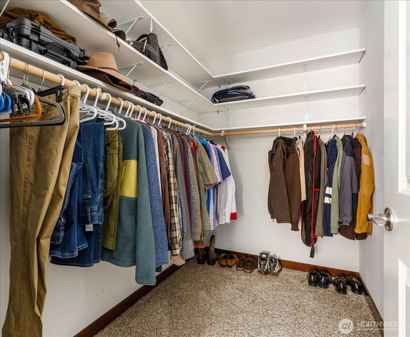 1105 Halsey Drive, Coupeville, WA 98239