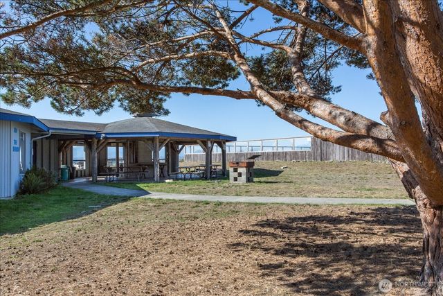 1105 Halsey Drive, Coupeville, WA 98239