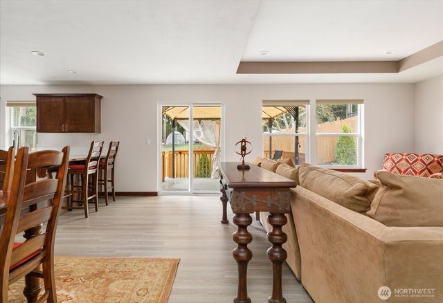 1105 Halsey Drive, Coupeville, WA 98239