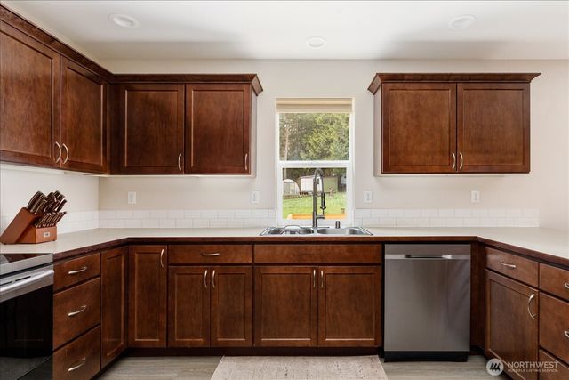 1105 Halsey Drive, Coupeville, WA 98239