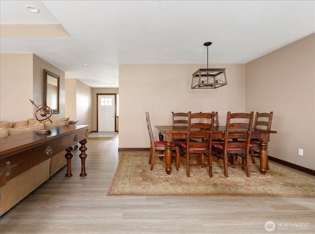 1105 Halsey Drive, Coupeville, WA 98239