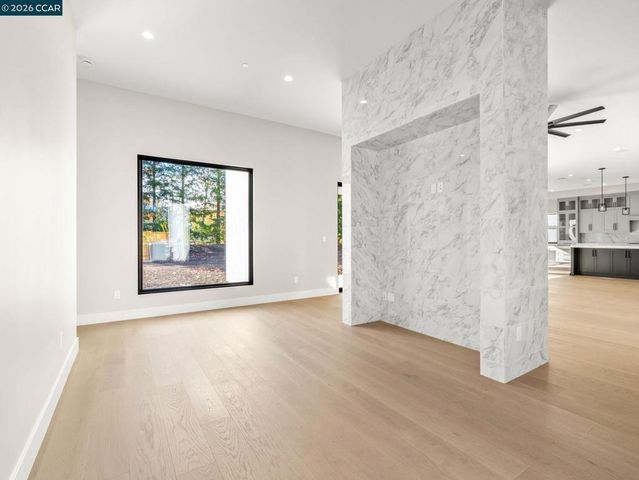 24 Noble Oaks Ln, Danville, CA 94506