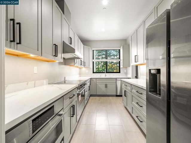 24 Noble Oaks Ln, Danville, CA 94506