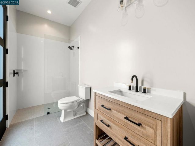 24 Noble Oaks Ln, Danville, CA 94506