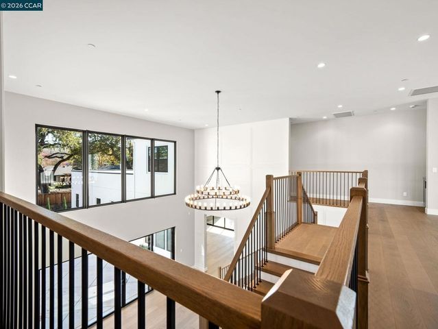24 Noble Oaks Ln, Danville, CA 94506
