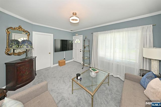 115 Forest Place, Rochelle Park, NJ 07662