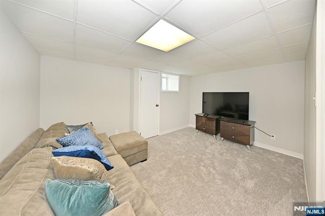 115 Forest Place, Rochelle Park, NJ 07662
