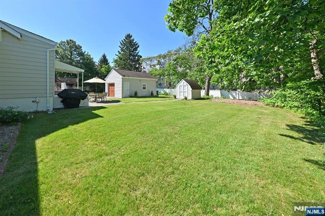 115 Forest Place, Rochelle Park, NJ 07662