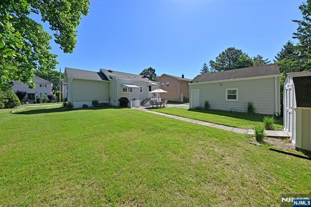 115 Forest Place, Rochelle Park, NJ 07662