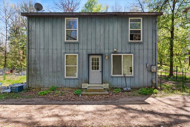 8744 Mackinaw Trail Drive, Howard City, MI 49329
