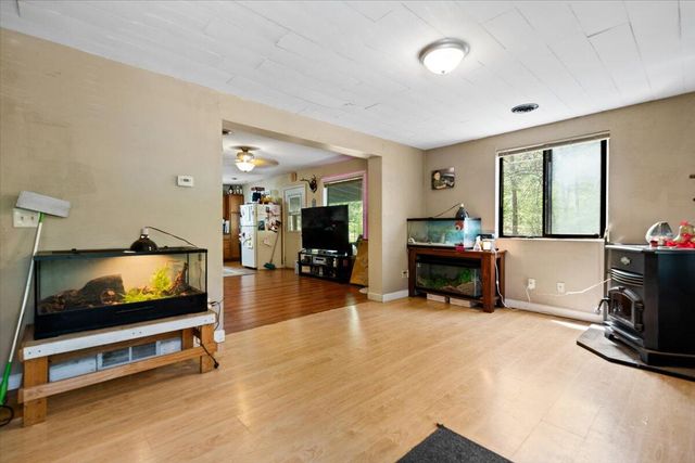 8744 Mackinaw Trail Drive, Howard City, MI 49329