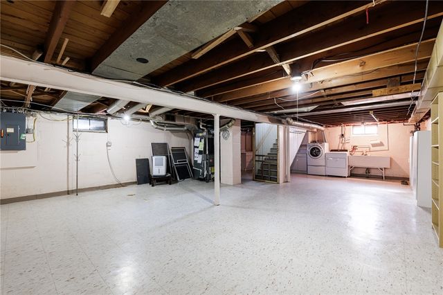 85 Colebourne Road, Rochester, NY 14609