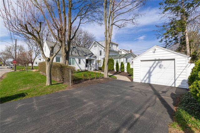 85 Colebourne Road, Rochester, NY 14609