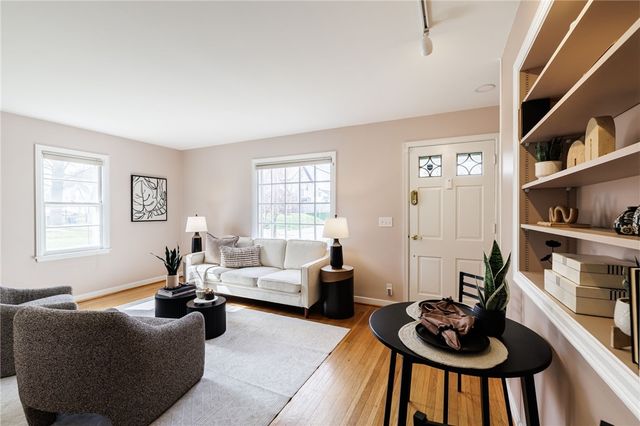 85 Colebourne Road, Rochester, NY 14609