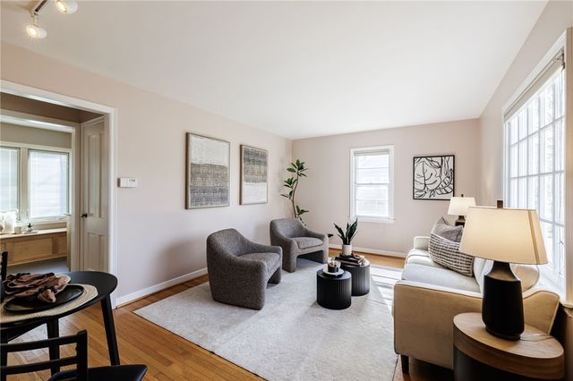 85 Colebourne Road, Rochester, NY 14609