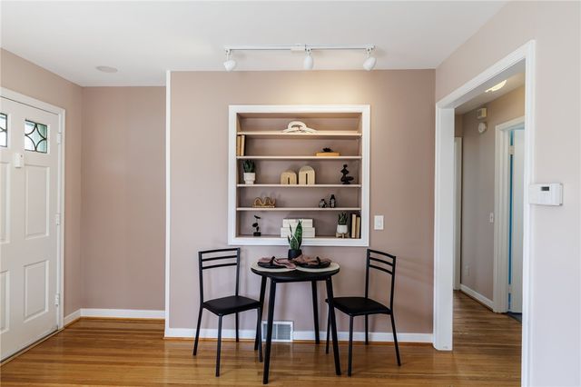 85 Colebourne Road, Rochester, NY 14609