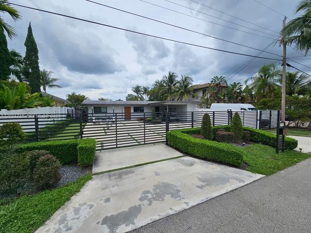 2543 Gulfstream Ln, Fort Lauderdale, FL 33312