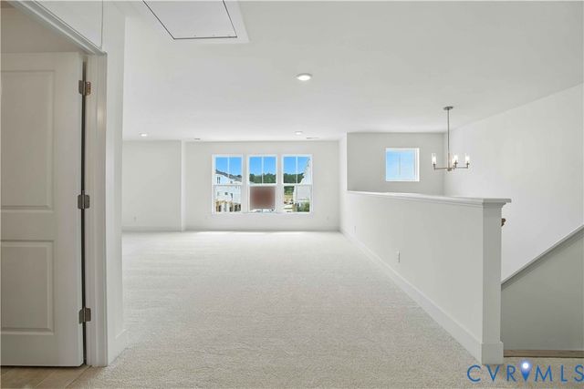 6900 Sunrise Oasis Ln, Midlothian, VA 23112