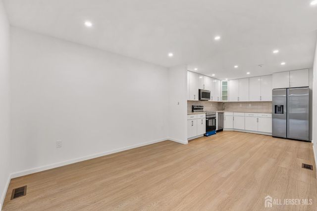 29 Hillsborough Drive B, Monroe, NJ 08831