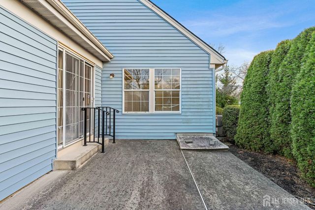 29 Hillsborough Drive B, Monroe, NJ 08831