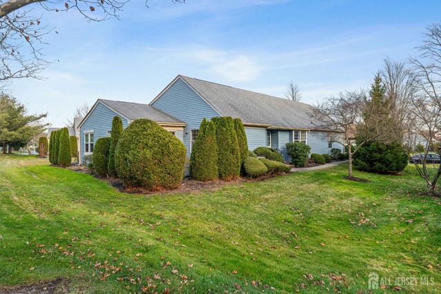 29 Hillsborough Drive B, Monroe, NJ 08831