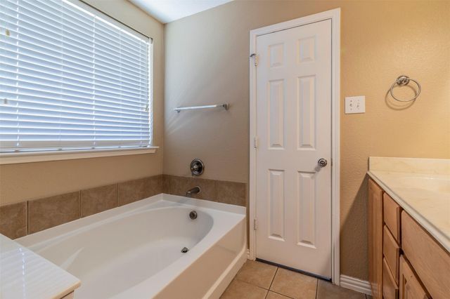2017 LAKE HIGHLANDS, Wylie, TX 75098