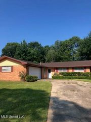 7 Wingate Drive, Gulfport, MS 39503