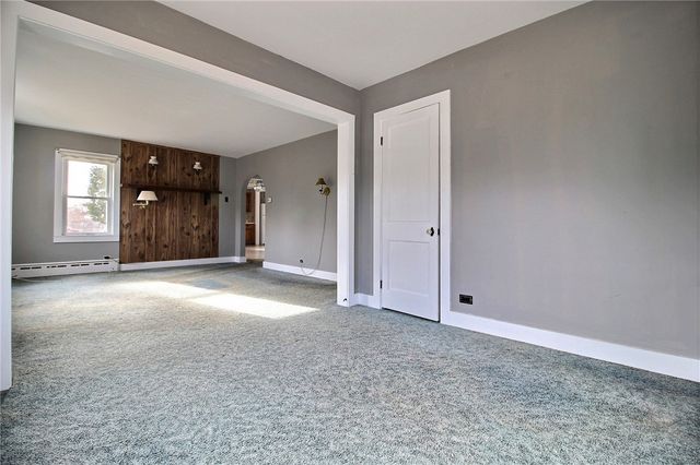 75 Tomaquag Road, Hopkinton, RI 02808