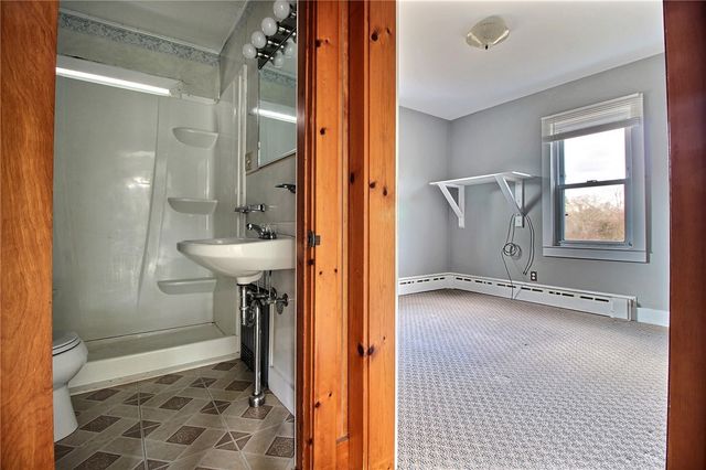 75 Tomaquag Road, Hopkinton, RI 02808