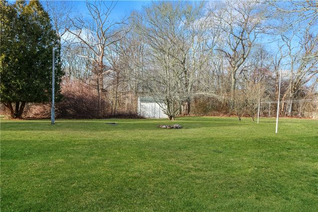 75 Tomaquag Road, Hopkinton, RI 02808