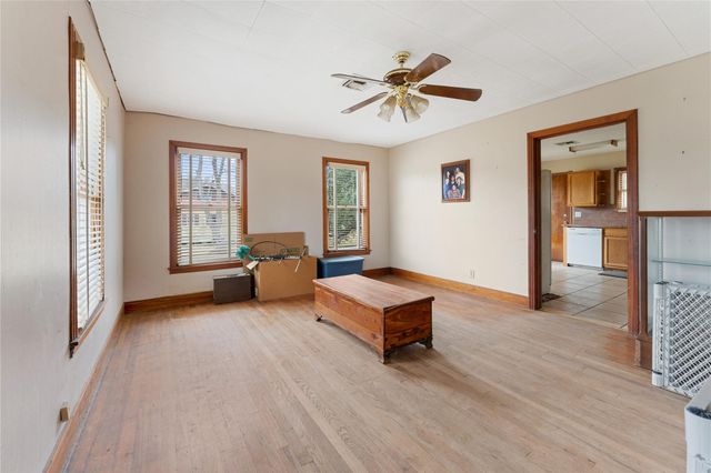 136 Weaver Street, Baytown, TX 77520