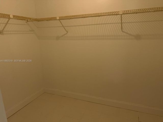 1709 Whitehall Dr 103, Davie, FL 33324