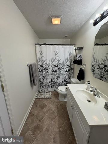780 LOWER VALLEY RD, Strasburg, VA 22657