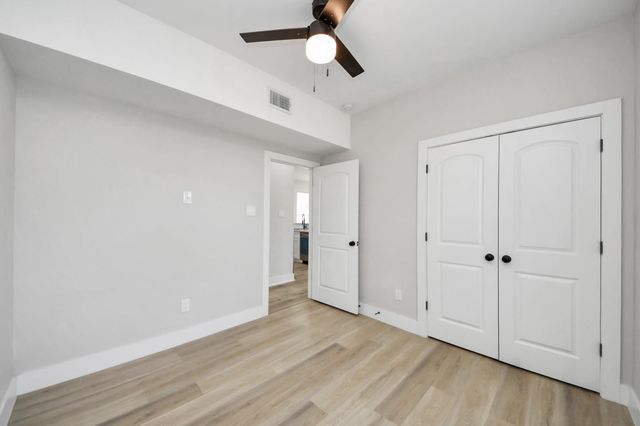 819 E 40th Street, Houston, TX 77022