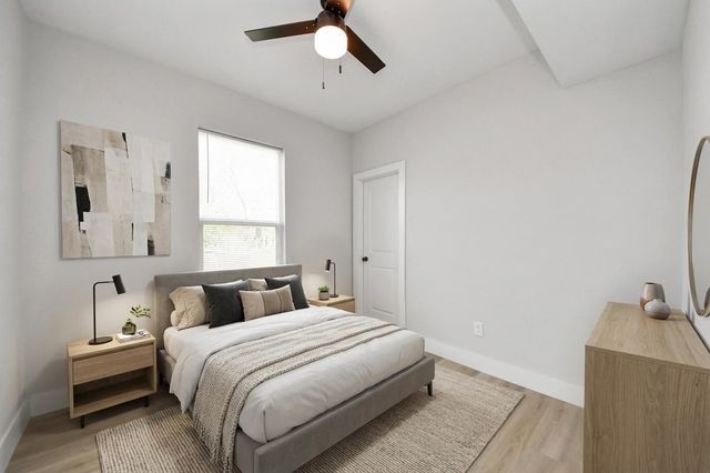 819 E 40th Street, Houston, TX 77022