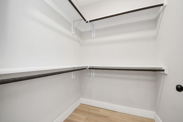 819 E 40th Street, Houston, TX 77022