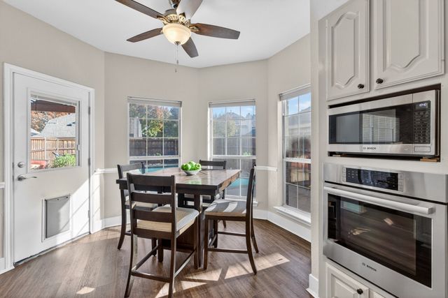 1137 Christopher Lane, Lewisville, TX 75077