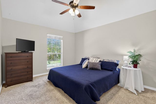 1137 Christopher Lane, Lewisville, TX 75077