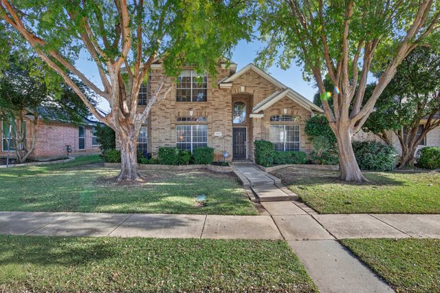 1137 Christopher Lane, Lewisville, TX 75077