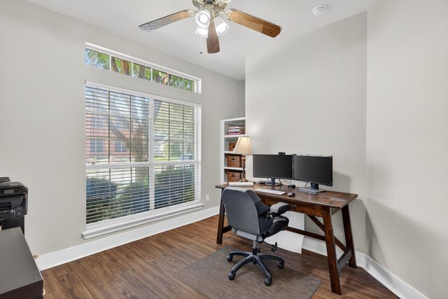 1137 Christopher Lane, Lewisville, TX 75077