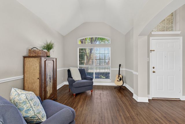 1137 Christopher Lane, Lewisville, TX 75077