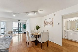 900 N STAFFORD ST #1516, Arlington, VA 22203